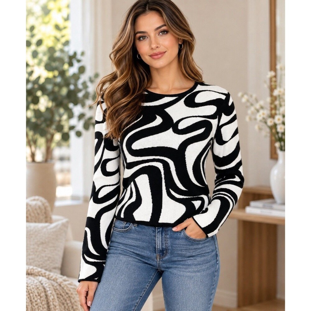 Intempo Women’s Knit Sweater Black And White Abstract Swirl Pattern Size M